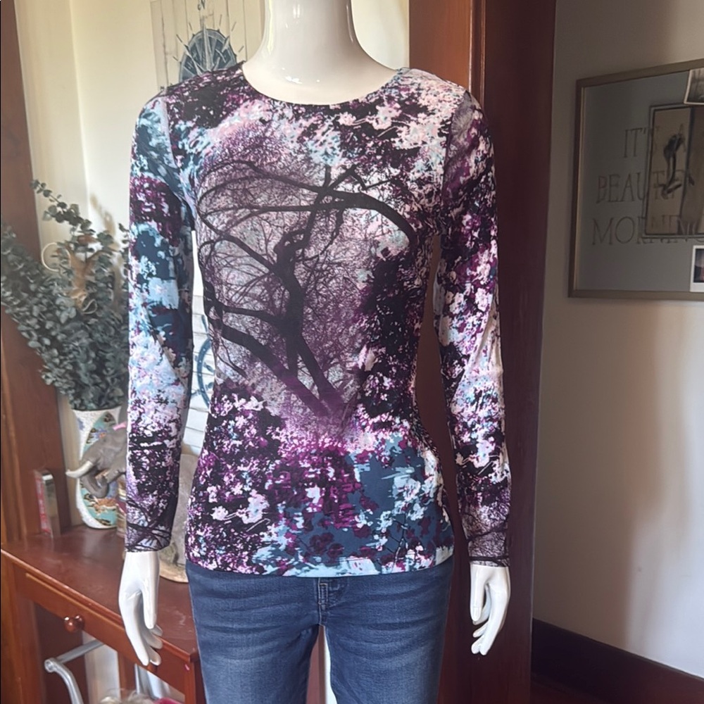 NWT northern reflections size small Abstract Print Long Sleeve Top
